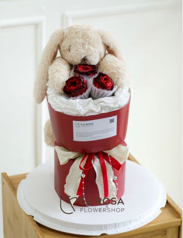 Juliet Rose Hug (Preserved)